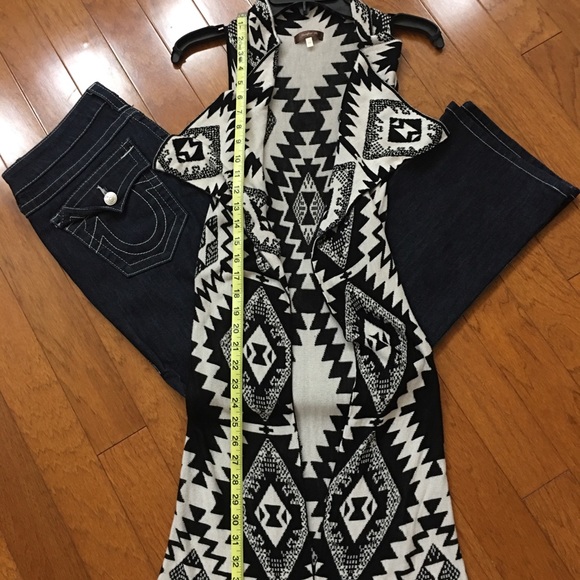 Sweater Vest Black/White (Cream), Size: S/M - Picture 6 of 6